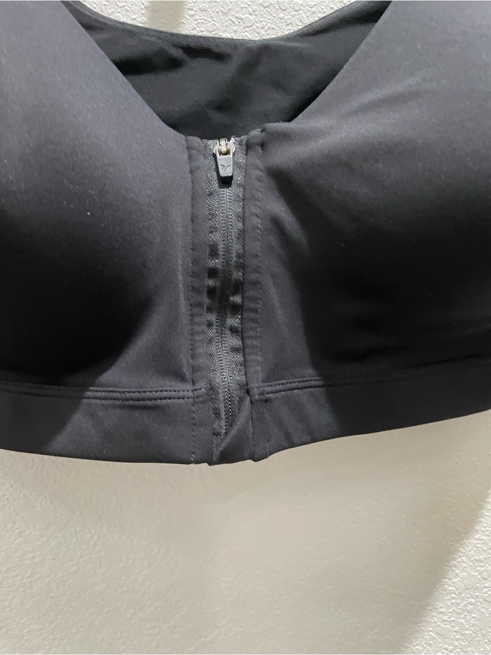 Old Navy Powersoft Front-Zip Black Sports Bra - Picture 2 of 5